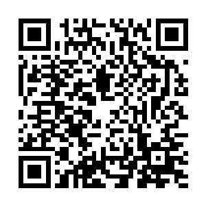 茶楼的掌柜听得小二说两年未曾解出的谜面有人解出了二维码生成