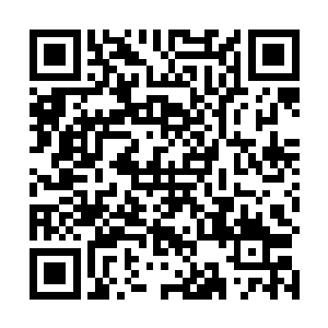 荒野之神的确以某种神秘的方式占据了银月小姐的身躯二维码生成