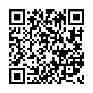 莫小鱼看着顾依依屋子里的这些瓶瓶罐罐二维码生成