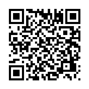 莱昂纳多只是轻轻地吻了吻小金人二维码生成