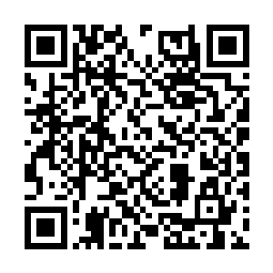 萧易毫不犹豫的把他作为了自己的突围的第一选择二维码生成