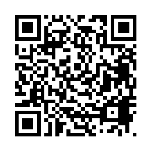 萧晨看着漂浮在空中的黑暗核心残图二维码生成