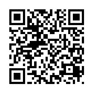 萧晨隐约看到一扇紧闭的大门耸立二维码生成