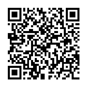 萧言就一路疾驰狂奔而过陷入寂寂黑暗之中的汴梁街道二维码生成
