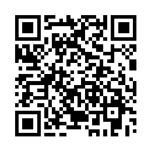 萧霓裳这点招式根本碰不到林烽的衣边二维码生成