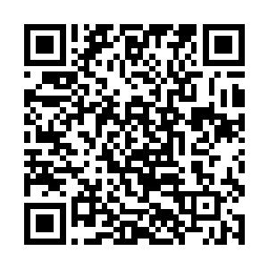 萧韵儿在老鹰快要接近他们的时候举起宝剑劈了下去二维码生成