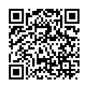 萧韵儿看着手中比冰还要凉上百倍的黑色珠子二维码生成