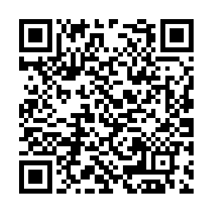 萧风睁开眼睛第一反应就是转头看向旁边任冰还在二维码生成