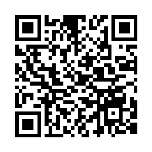 蓝柏平静地注视着面前面容扭曲的简凌二维码生成