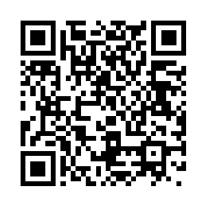 虽然她不怎么喜欢面前这个皮肤白净的男人二维码生成