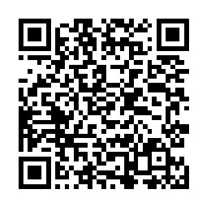 虽然此时还剩下最佳影片和最佳导演两座小金人没有颁发二维码生成