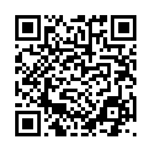 虽然饿的要死但还是跟着白裳带路回去了二维码生成