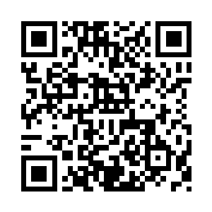 蛋圆圆取了一碗养胃的小米粥回到位置上二维码生成