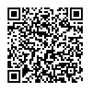袁玉明悄悄把梅鸿志和落选的造气车间主任何得贵约到了自己家里二维码生成