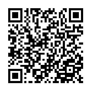 被一个大发春情的大美女抱得这么紧很快也心动了二维码生成