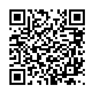 被一些头戴小黑帽的仆役按在地上拳打脚踢二维码生成