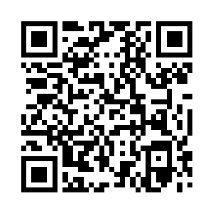 被扔出来之后便躺在沙地上一动不动二维码生成