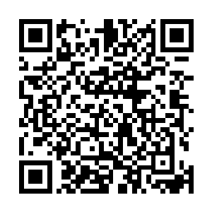 被汗水染得透亮的古铜肌肤简直让他恨不得一寸一寸全舔二维码生成