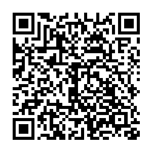 被龙傲天还有寒冰老祖两个人联手攻击的天殇仙帝也好不到哪里去二维码生成