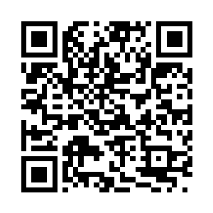 装着一颗白色种子的瓷瓶被白飞曜高高举起二维码生成