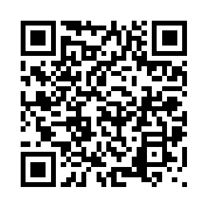 裤袋里面的手机就在这时响了起来二维码生成