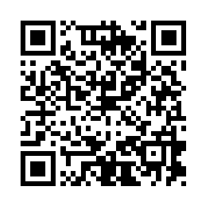 褚青头回碰着个比自己还不会聊天的二维码生成