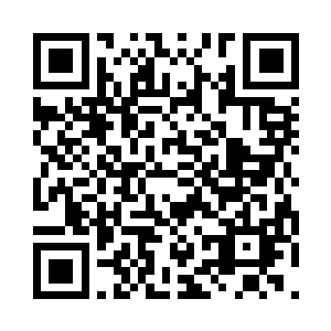 西京城在风雪中依旧模模糊糊的看不清楚二维码生成