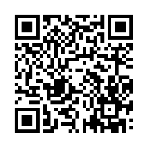 西门杰带着十八个人就降落在西门玉的身前二维码生成