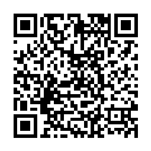 要不是经过特定的角度以及方位倒是还真不容易发现二维码生成