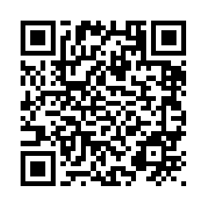 见兵士刚巡逻过去就轻巧的跳进去二维码生成