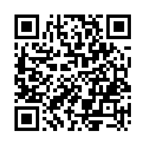 见到几个中级学生正在正对着一个窗口试枪二维码生成