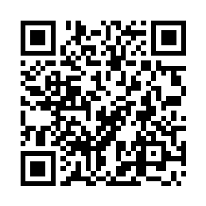 言梦愁眉苦脸的看着还沾着泥土的野菜二维码生成