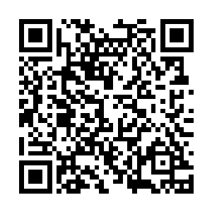 让他不要送钱过来了……可秦方显然没想对他客气二维码生成