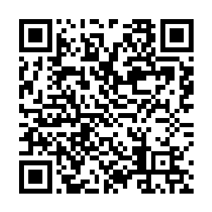 让叶明静先回去自己下车来跟保安部长走到墙角抽烟去二维码生成