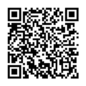 让见惯那些浓装打扮女人的安风不由得眼前一亮二维码生成