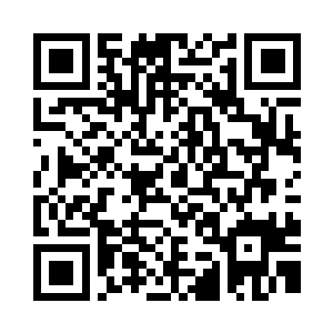 议员专属俱乐部门口停满了各式的轿车二维码生成