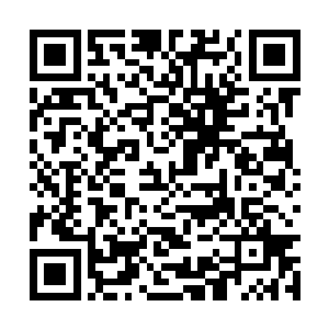 许多人都想从烛油这座金矿之中狠狠的挖上一锄头二维码生成