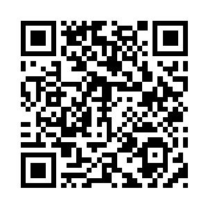 许紫烟的目光落在了王卧云等三个人身上二维码生成