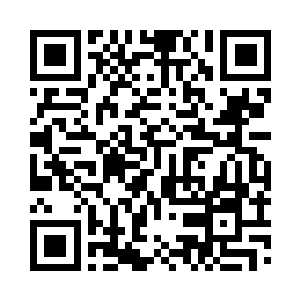 许紫烟站在一旁将目光一次扫过四个女子二维码生成