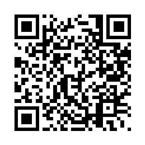 说完他随便拽起一件外套拿了钥匙便冲出家门二维码生成