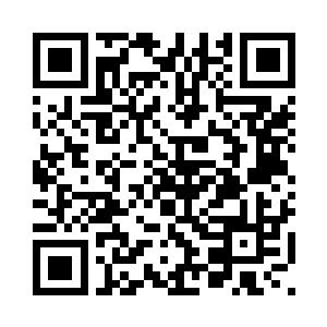 说完轻轻拍了拍韩妈妈攥着她的手二维码生成