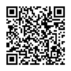 说着夏云杰把崔阎那杆贴身兵器血煞长矛拿了出来二维码生成