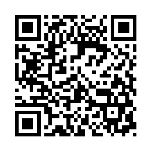 谢柔嘉将他抓住用力的顺着水流向河边游去二维码生成
