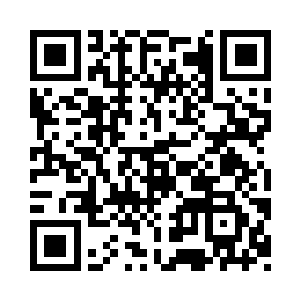 谢柔惠被谢瑶以及两个妇人搀扶进耳房二维码生成