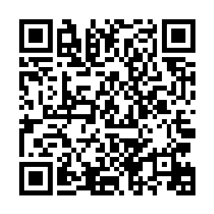 负责压制赵长枪三人的鬼子直接将冲锋枪打到了连发位置二维码生成
