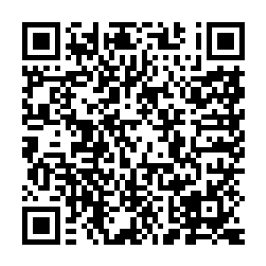 负责抢救的医生看着老人原本死灰的枯老脸庞渐渐露出红润的光泽二维码生成