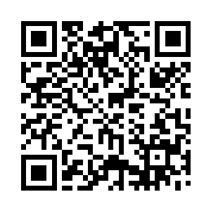 费芷柔终于从他掌心里抽回了自己的手二维码生成