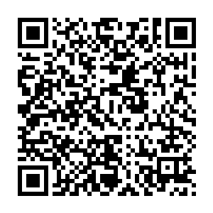 贺齐那些将士很快又见得一根飞影几乎是从贺齐头上贴着飞了过去二维码生成