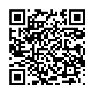 赖小三大声问了一下这些闯进来的保镖二维码生成