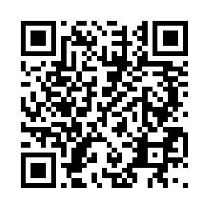 走到一旁找个了干净的地方盘膝坐了下来二维码生成